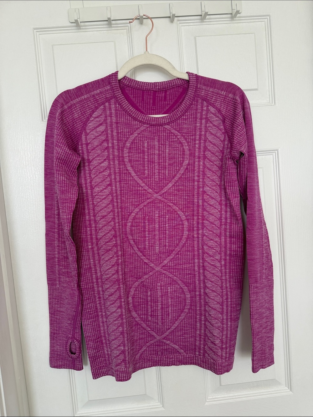 Lululemon Women’s Cable-Knit Athletic Wear- Magenta